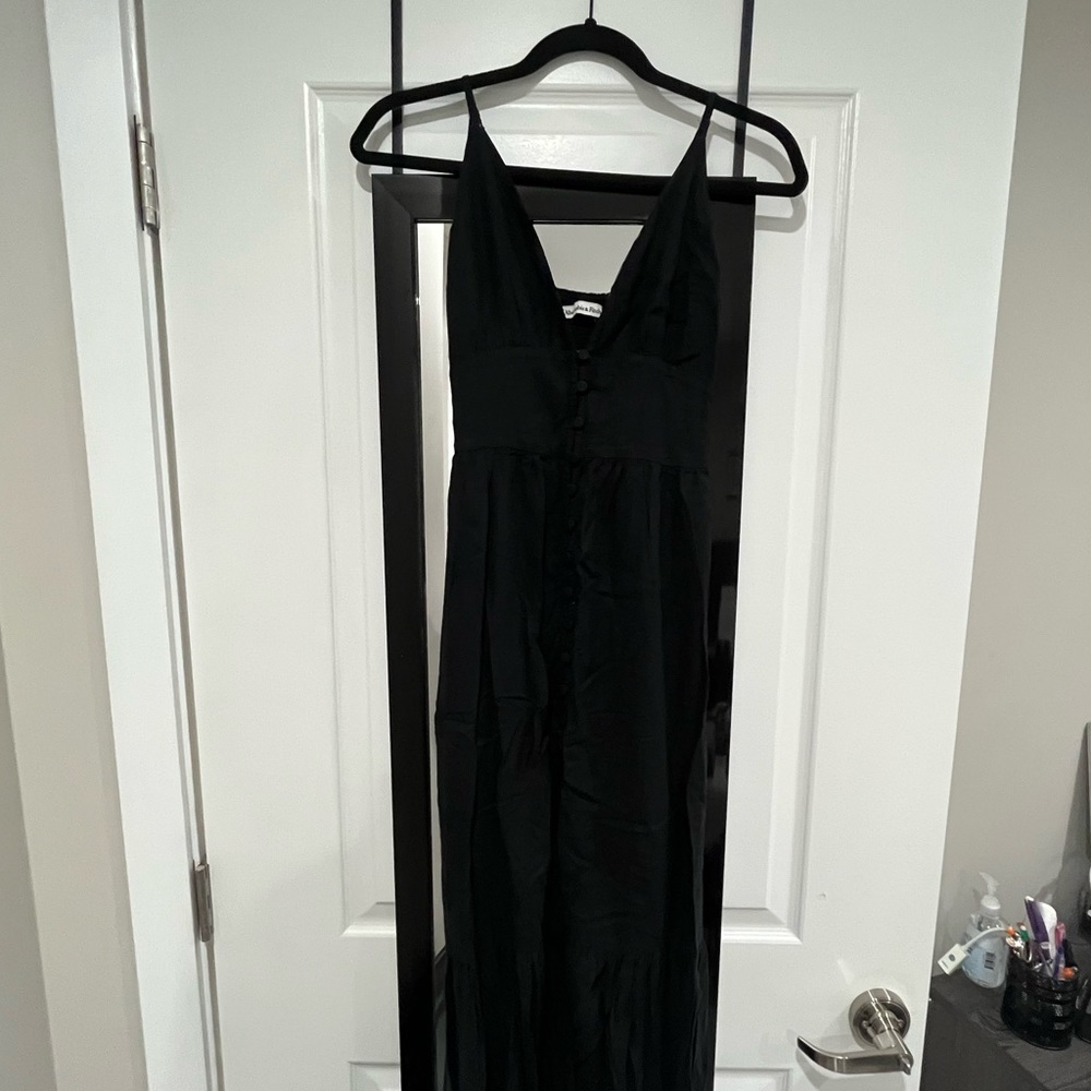 Abercombie and Fitch Black Maxi XS